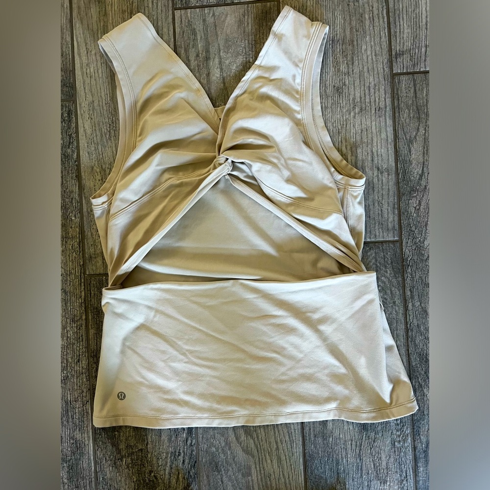 Lululemon Open Bank Nulu Tank Size 10